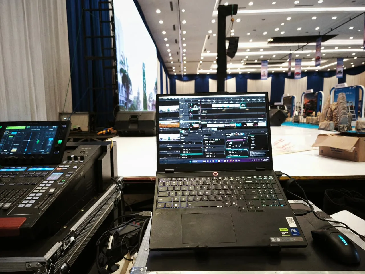 FOH Visual Operations